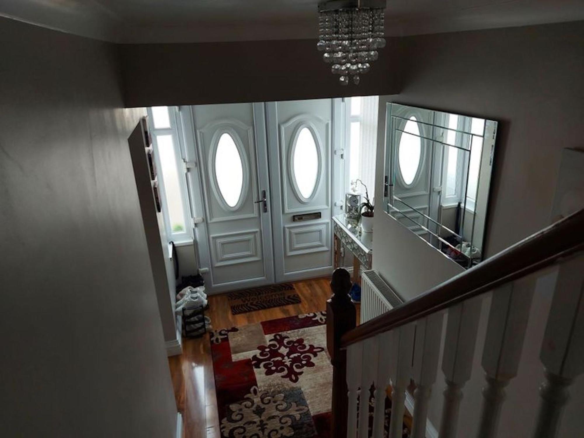 Room In Guest Room - Family Room With Private Bathroom إدجوير المظهر الخارجي الصورة